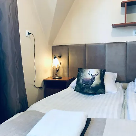 Pod Gorami Homestay *