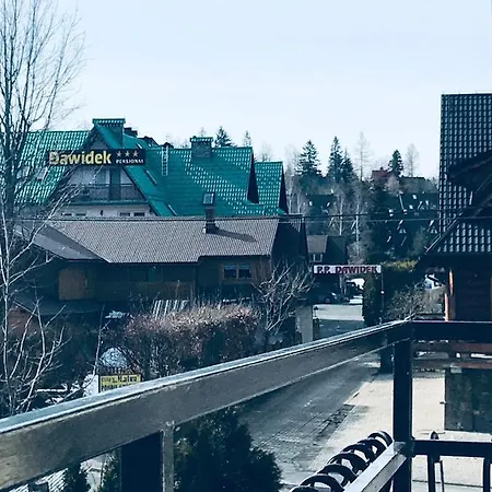 Pod Gorami Zakopane