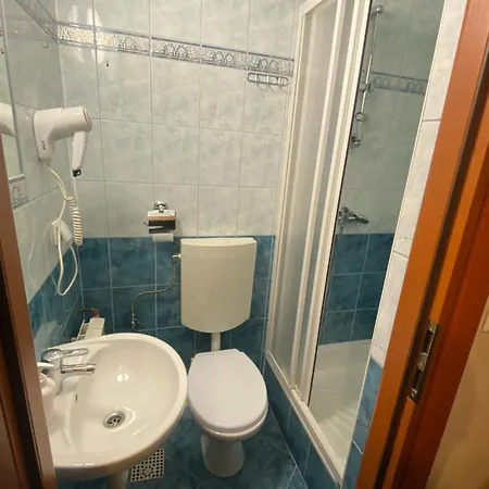 Pod Gorami Homestay *