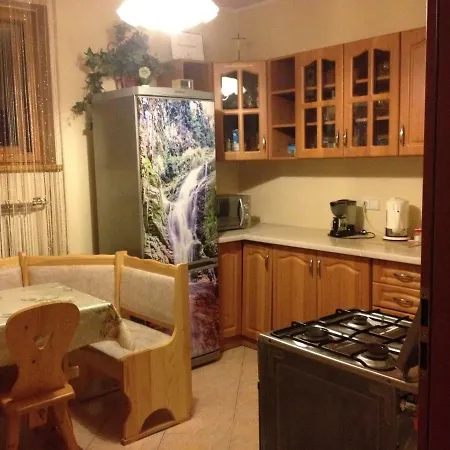 Pod Gorami Закопане