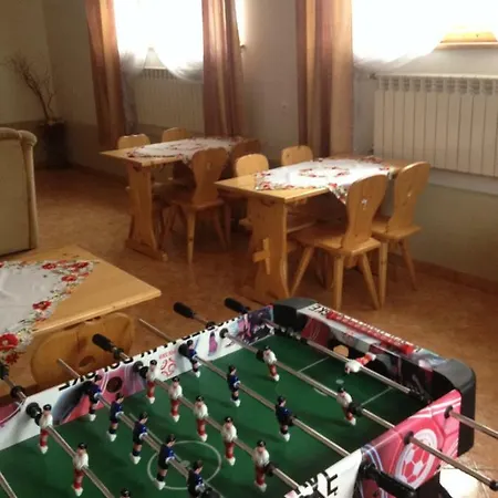 Pod Gorami Homestay *