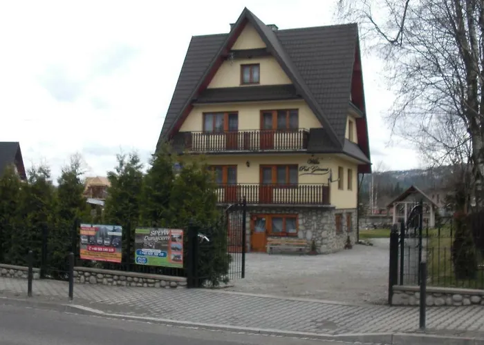 ホームステイ Pod Gorami